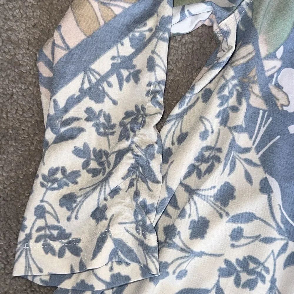 Multiples Pastel Floral Top! - Picture 8 of 10